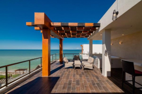 87976 BEACHFRONT 3BR Penthouse, Private Jacuzzi, Private Rooftop, Gym, Kids'Club
